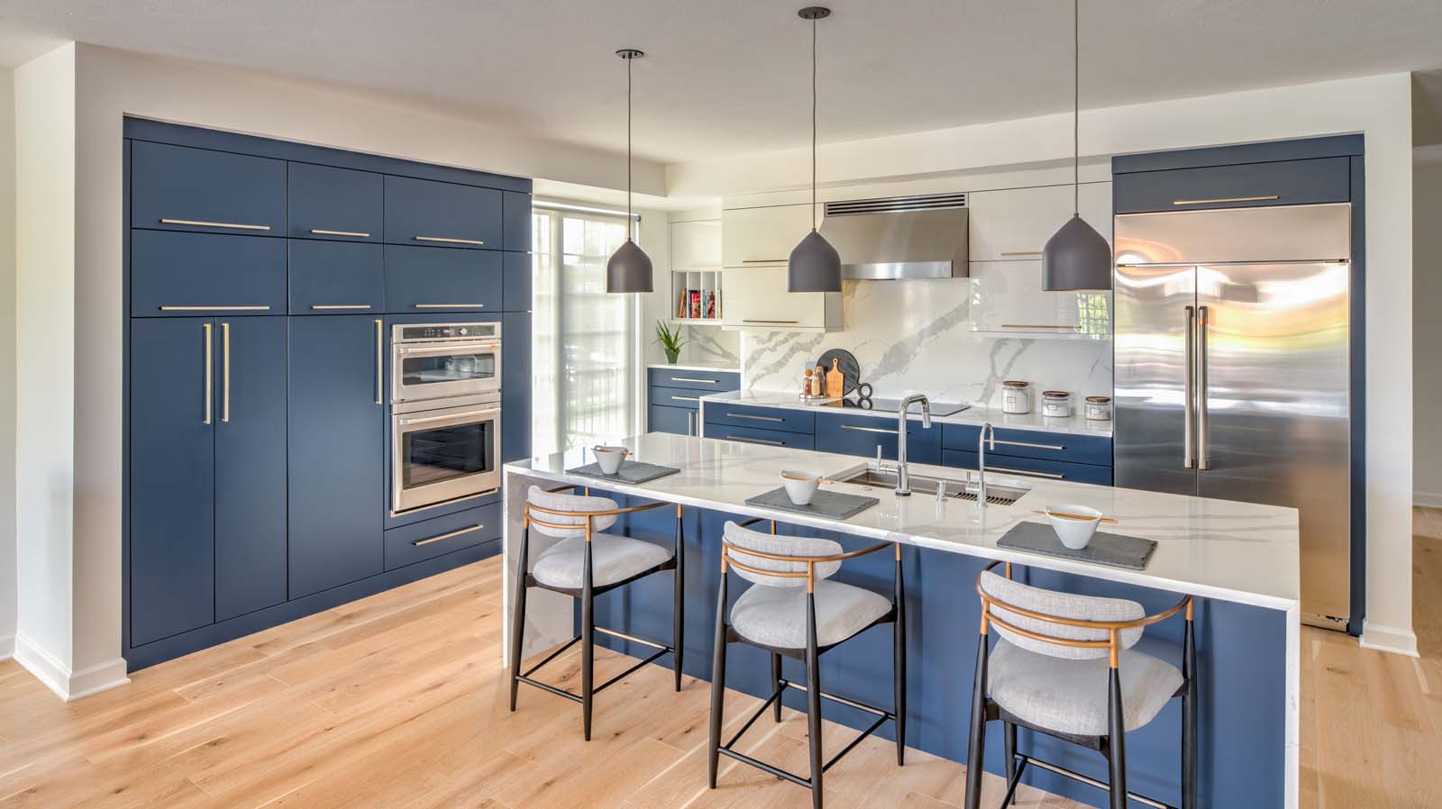 custom blue kitchen 2